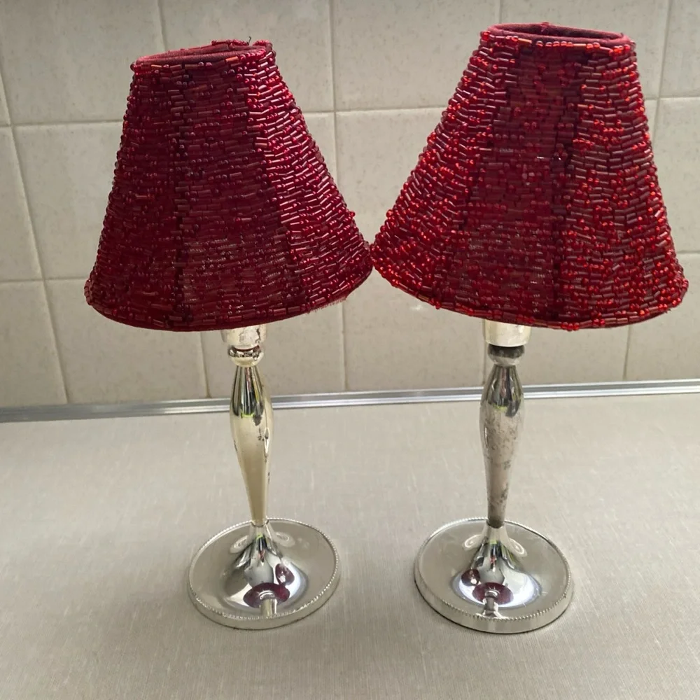 Pottery Barn Holiday Vintage Red Beaded Lamp Shades Votive Candlestick‎ Holders